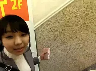 ド迫力悩殺ボディに濃密ぶっかけ！！宿泊費をカラダで支払う19歳hカップの爆乳jdを捕獲！！