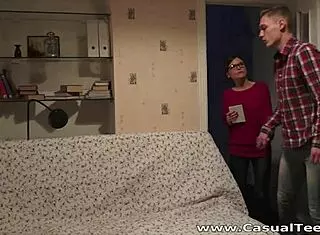 casual sex with nerdy teen in glasses 😎