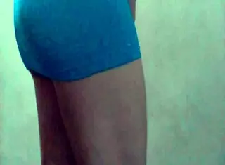 Super sexy latina shemale escort shows off her hot body for intense sex