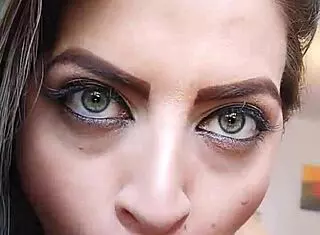 Pepina goes for anal with a huge cucumber, no complaints! 😲