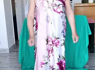 hot milf mariaold shakes her huge natural tits in sexy stockings with garter, teasing amateurs