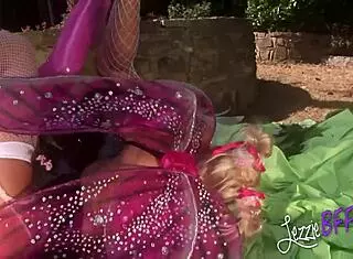 lezzie bff in lesbian fairy threesome 😍