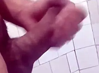 feeling the big cock deep inside, yuri gaucho gets creampied bareback