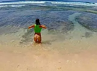 i had passionat sex on paradice beach