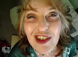 1066 dawnskye1962 shares sexy orgasmic playtime