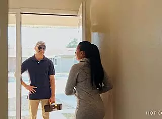 Curvy Latina Wife Fucks Cable Guy While Husband Away