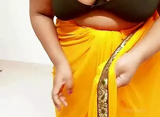 Wow, this big tits african milf is so sexy! 😍
