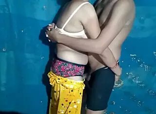 desi boy and village girl in homemade hindi video
