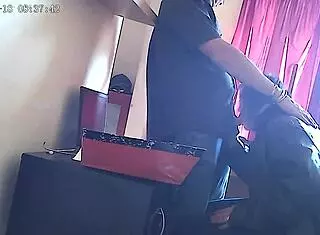 Secretary deepthroating boss's cock on CCTV 😈