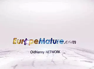 British Milf Stretches Her Cunt And Shows Silicone Tits In Solo View!