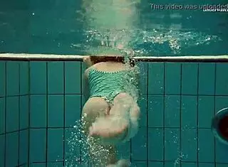 petite brunette babe dasha bathing underwater at beach shower naked wet outdoor 😍