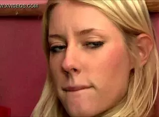 Teen lesbians kathy and silvie lick pussies so hot 😍