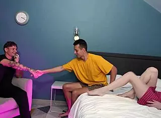 Step-Bro Teaches BF to Play Videogames Right