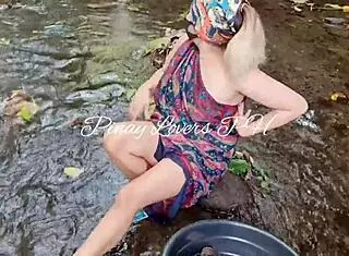 Horny Pinay Ganda Bent Over in River Scandal Fuck