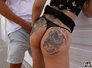 Melania Dark天黑前户外硬肛！