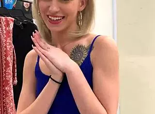 金发少女Kiara Coles入室后大胆公共性爱POV