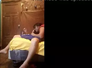 性感繼母吸雞巴爽到瘋狂感覺