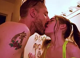 Huge Cock Stretches Long Pussy Lips in Raw Action