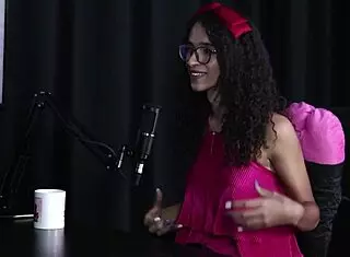 The clients' fetish involves seeing her orgasm and requests for domination or submission - espaguete transsexual sheer red