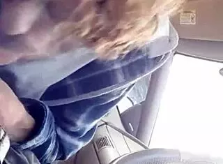 I gave my buddy a sloppy morning blowjob in the car