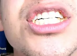 eating cookies with a gay escort 😋