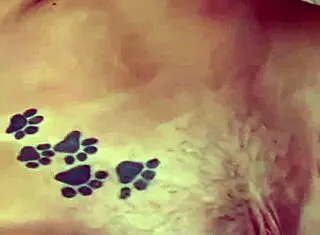 Hey, I'm fucking my friend with a strapon and licking her pussy