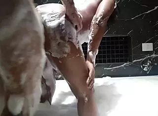 sexo na banheira do motel com a casada