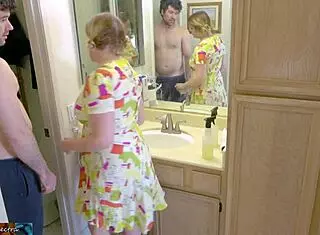 Fucking my stepmom while she cleans the bathroom