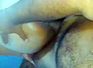 estrecha y llorona in mature outdoor setting