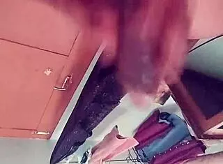 Kerala playboy offers cuckold fun with 3some and big cocks.