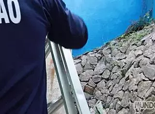 na hora do almoco a pausa pra foder com monster cock bareback