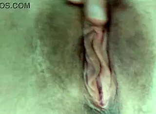 Amateur Babe Fingers Wet Pussy to Cum