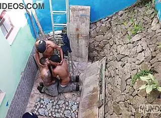 na hora do almoco a pausa pra foder com monster cock bareback