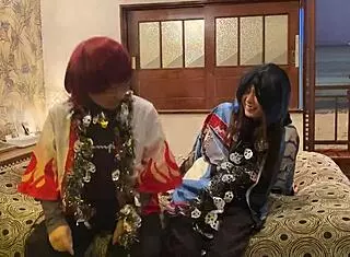 Married woman feels excited in cosplay, deepthroating to creampie on Halloween