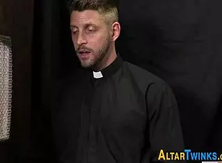 i'm the gay priest fucking this teen 18+'s ass bareback in my uniform, it feels so good