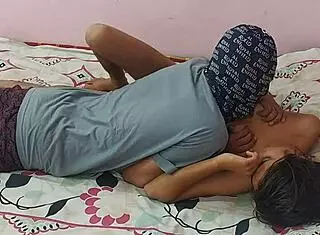 Hot Couple Fucks Hardcore In Homemade Desi Sex!