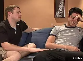 甜哥被猛玩鸡巴