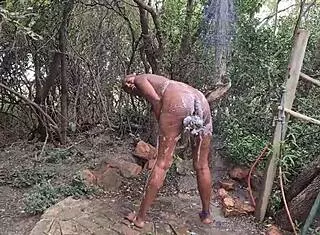 indian amateurs take daring nude shower in public forest resort
