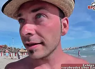 Deutsche teen anal picked up on beach for threesome ffm 😎