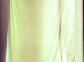 i meet venezolana escort for a casual chat with errors