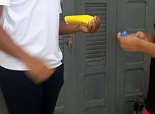 delivery guy fucked my ass to pay for lunch 😏