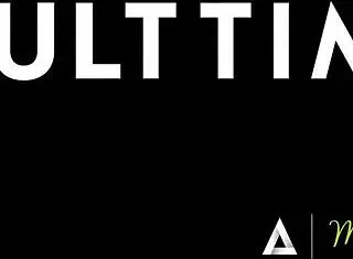 Stacked Redhead MILF Lauren Phillips Fucks Hung Stepson Rough!