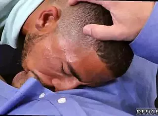 Gay Sex Chat On Pantsless Friday!