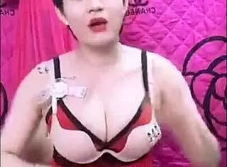 Vietnamese Hot Girl Streaming Live Action