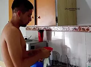 me pillan masturbandome y terminamos follando jul 25 2024