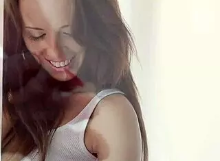 恋足骚妹被舔到高潮