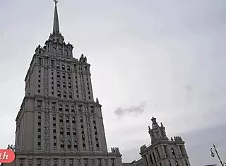 Jeny Smith flashes pantyhose upskirt in public