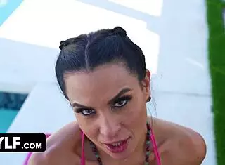 fit milf sandy love’s wild outdoor banging