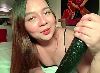 Challenge Accepted with 8-Inch Dildo, Sharinami! 💪