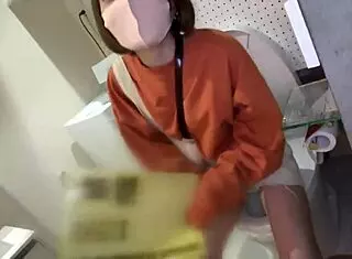 asian beauty borrows battery and gets intense sex